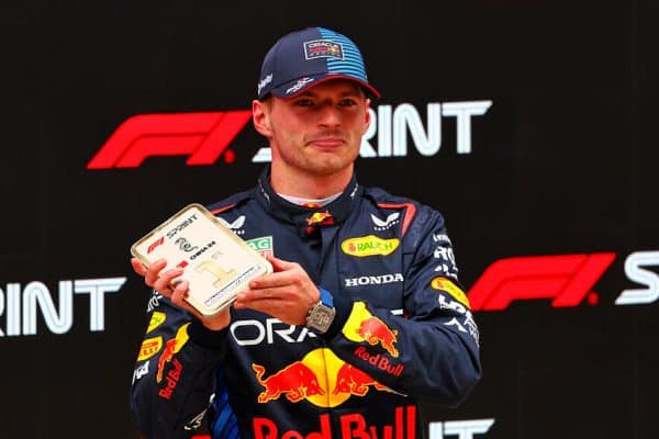 F1 : un Max Verstappen supersonique pour une Red Bull historique