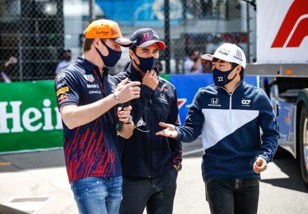 F1 – Red Bull : Yuki Tsunoda surclasse un Sergio Perez abattu
