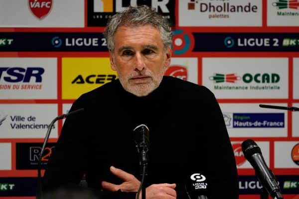 ASSE : Olivier Dall’Oglio pointe du doigt le gros problème des verts