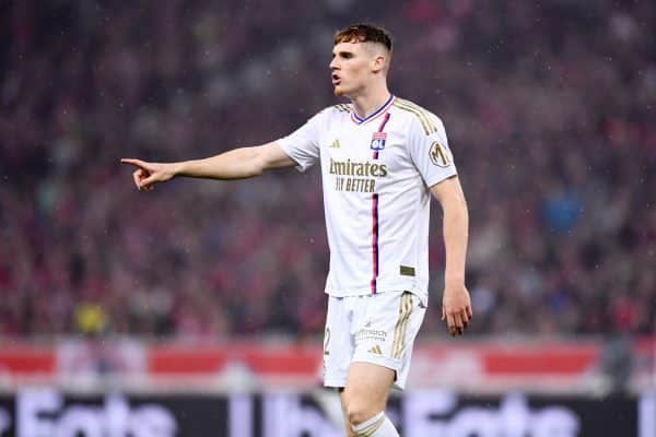 OL : Une nouvelle fuite révèle le maillot domicile 2025