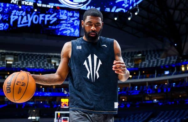 NBA Playoffs : Kyrie Irving se moque ouvertement de son coéquipier
