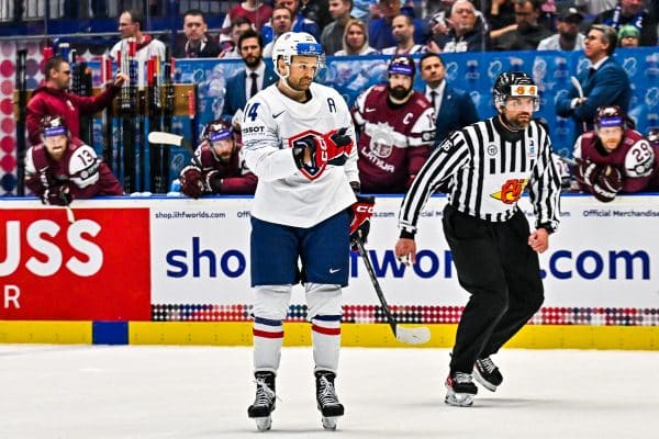 Russie, NHL, suspension… Qui est Stéphane Da Costa, le meilleur joueur de l’équipe de France de Hockey sur glace ?