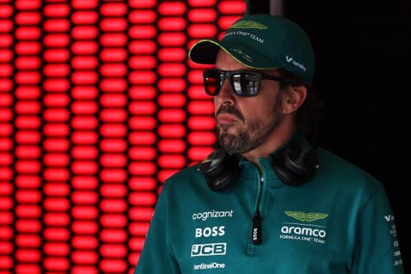 F1 : Fernando Alonso furieux contre Aston Martin