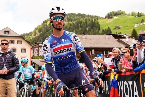 Giro 2024 : un prétendant surprenant pour signer Alaphilippe !