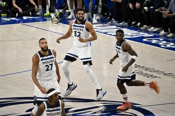 NBA : Les Timberwolves en mode survie s’offrent un game 5 grâce à Karl-Anthony Towns