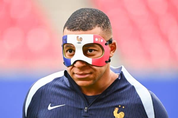 Euro 2024 : pourquoi l’UEFA refuse le masque de Kylian Mbappé