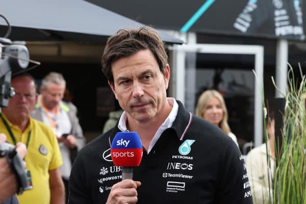 F1 : Hamilton saboté ? Toto Wolff (Mercedes) au cœur d’un surprenant scandale !