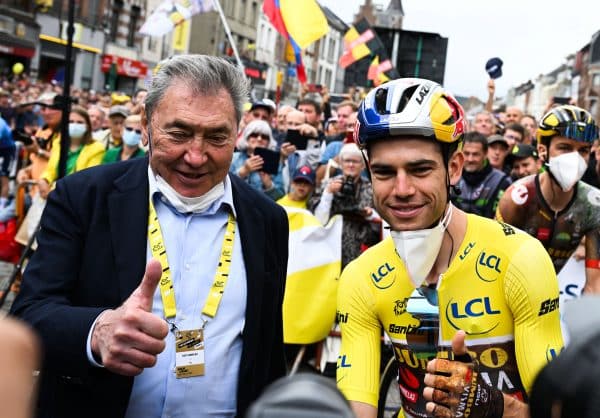 JO 2024 : Eddy Merckx congratule Remco Evenepoel et Wout van Aert