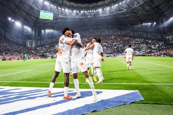 Mercato OM : Longoria sourit, un flop débarrasse le plancher !