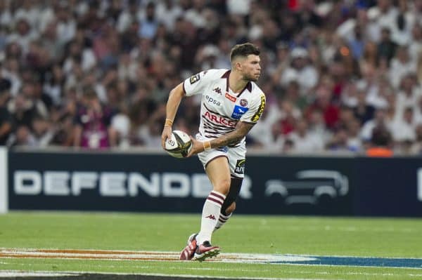 Top 14 : Bordeaux propose 800 000 euros à Matthieu Jalibert