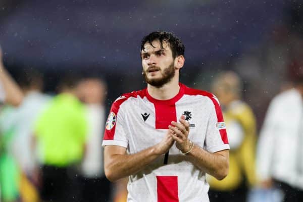 Mercato PSG : Une piste prioritaire prend du plomb dans l’aile