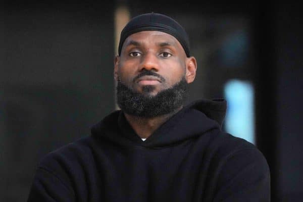 NBA : l’incroyable clause présente dans le contrat de LeBron James