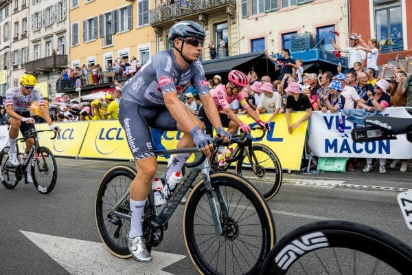 Tour de France : Jasper Philipsen à nouveau au cœur de la polémique