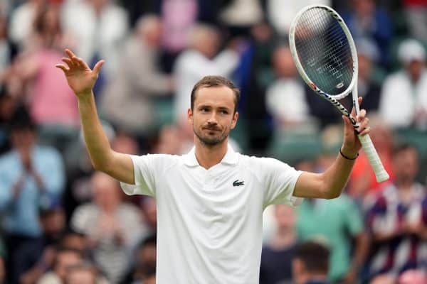 Jannik Sinner – Daniil Medvedev (Wimbledon 2024) : À quelle heure ? Sur quelle chaine TV regarder le match ?