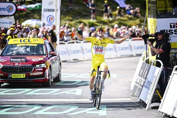 Tour de France : Émilien Jacquelin sème le doute sur les performances de Pogacar