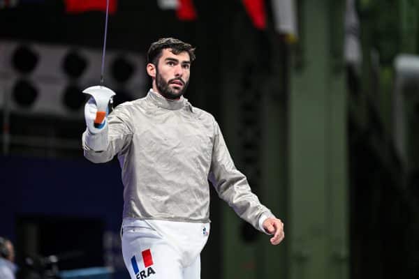 Escrime aux JO 2024 : quelles différences entre le sabre, l’épée et le fleuret ?