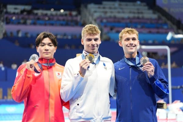 JO 2024 : champion olympique, Léon Marchand est sous le choc