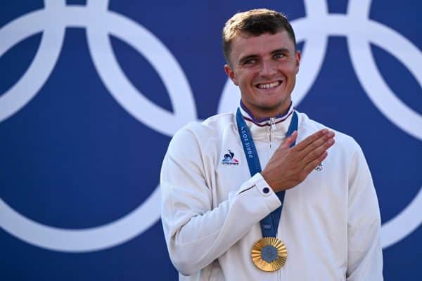 JO 2024 : Nicolas Gestin prend la médaille d’or en canoë-kayak slalom C1