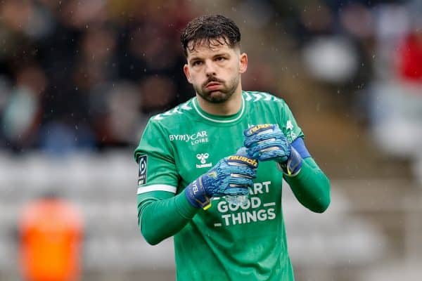 ASSE : Larsonneur se fait détruire par Abdoulaye Touré