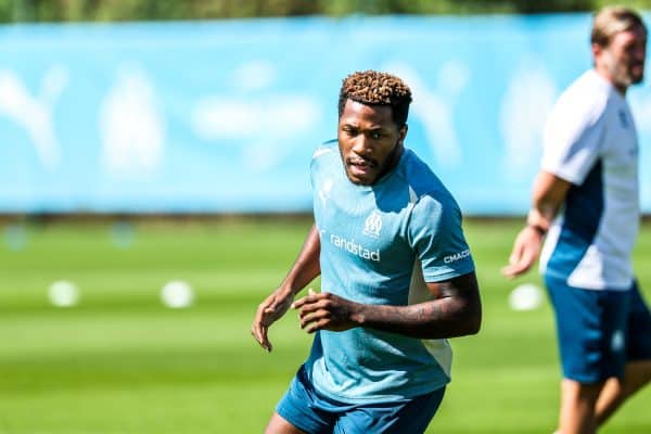 OM : Le couperet tombe, Marseille officialise la grosse blessure de Moumbagna