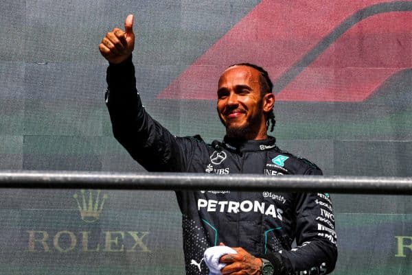 F1 : un prodige du pilotage rêve de remplacer Lewis Hamilton !