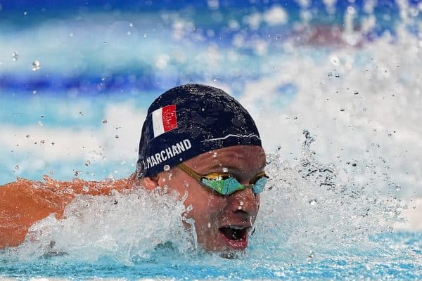 Léon Marchand : à quelle heure et sur quelle chaîne TV suivre la finale 200m 4 nages des JO 2024