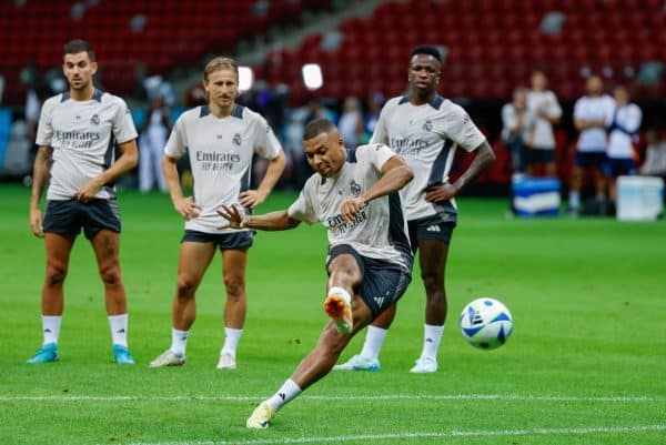 Real Madrid – Atalanta Bergame : à quelle heure et sur quelle chaîne TV regarder la première de Kylian Mbappé ?