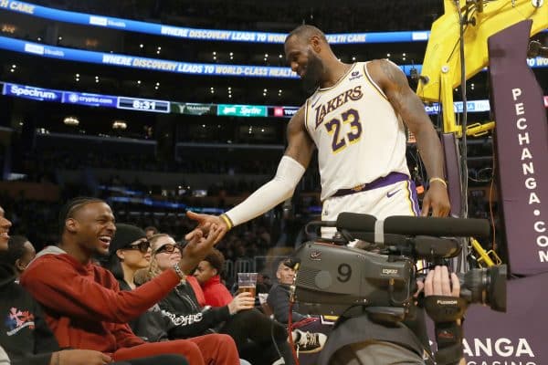 NBA : LeBron James et son fils, Bronny, déjà ensemble à l’entraînement