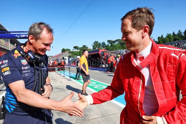 F1 : “J’aime Sebastian Vettel”, un patron d’écurie lance un appel du pied