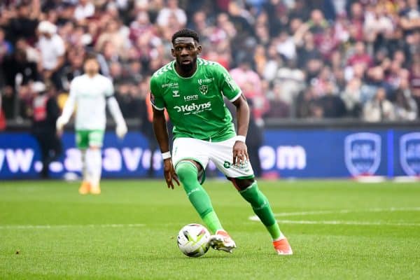 ASSE : Dylan Batubinsika a été décisif dans la signature d’un joueur cet été