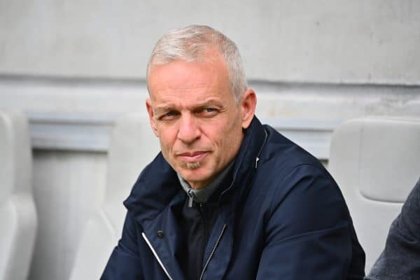Bordeaux : Bruno Irles régularise sa situation avec les Girondins