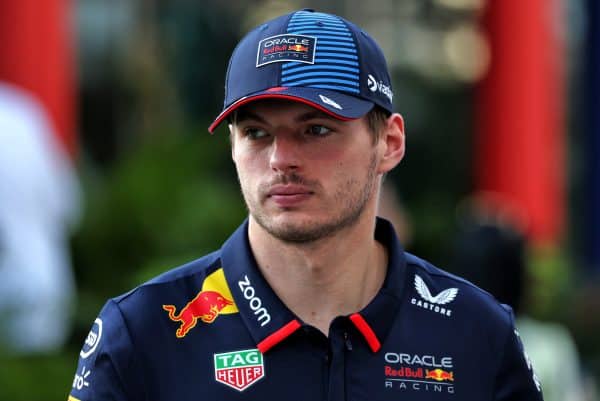 F1 : Un ancien pilote pousse Aston Martin à sacrifier Fernando Alonso pour Max Verstappen