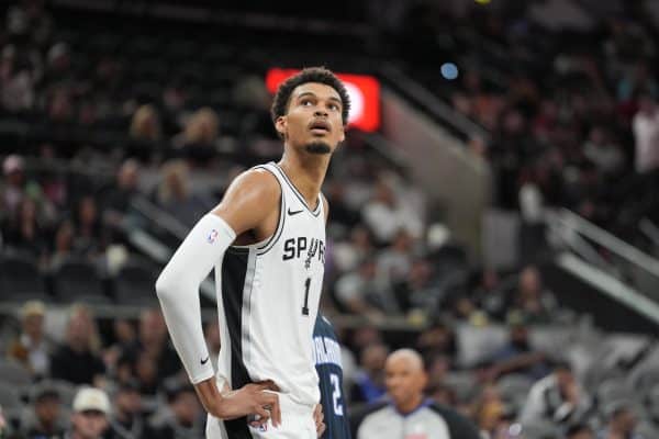 Victor Wembanyama effraie déjà la NBA avant le début de saison !