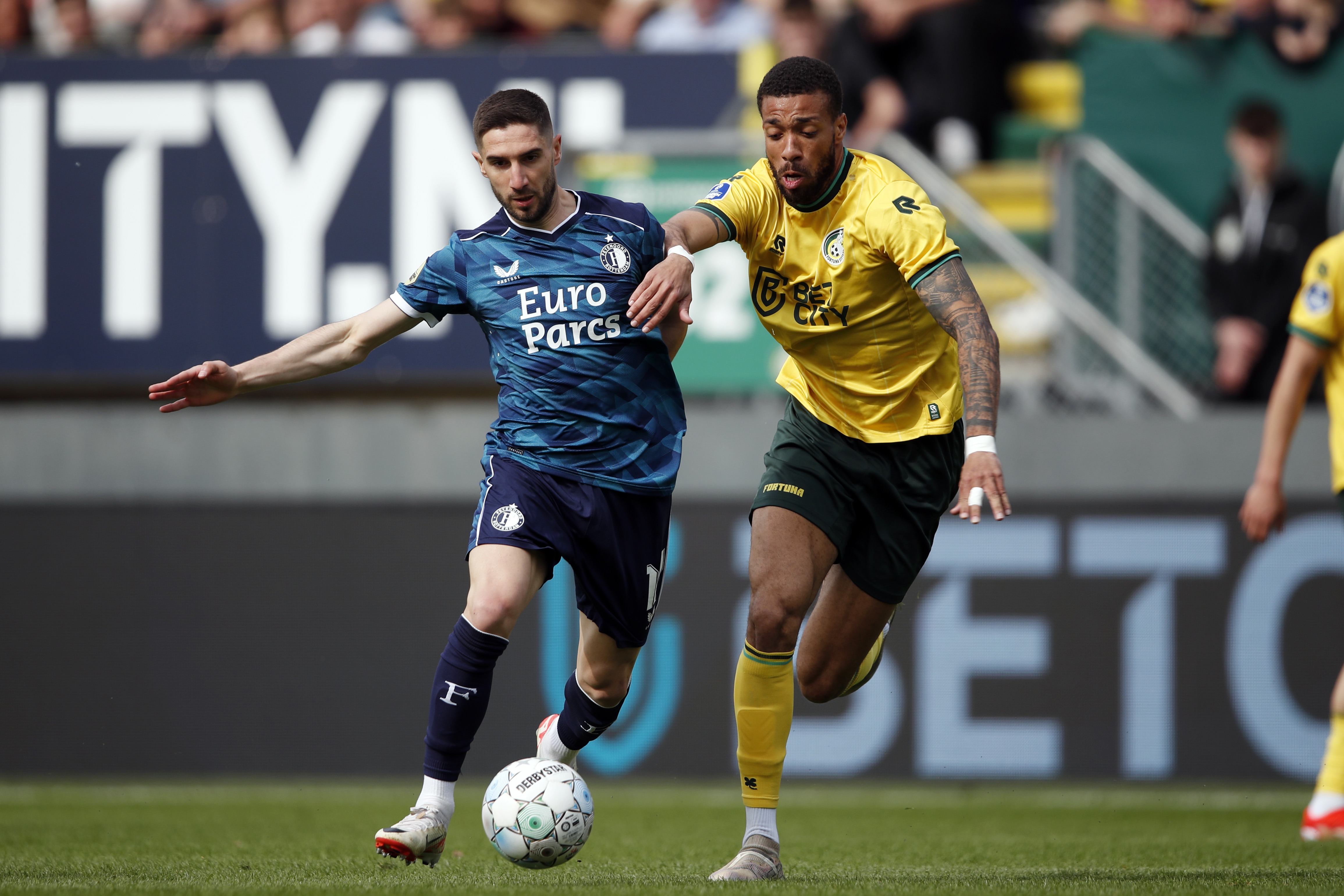 Mercato ASSE : La piste d’un milieu d’Eredivisie se concrétise