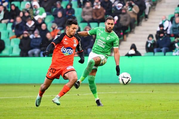 Mercato ASSE : une cible du RC Lens et Rennes finalement chez les Verts ?