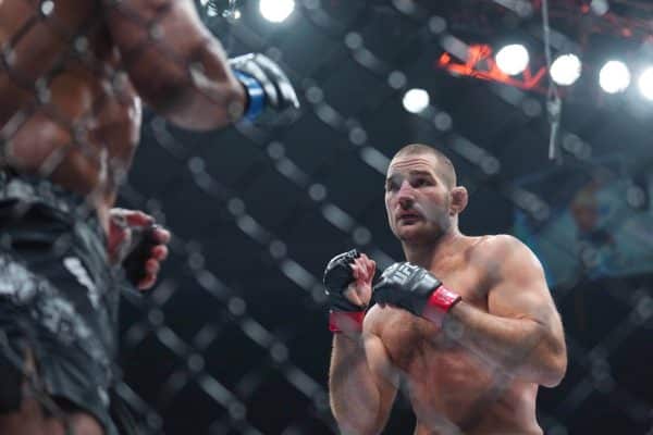 UFC : “Là pour l’argent”, Sean Strickland mis KO par son entraineur
