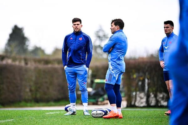 XV de France : Matthieu Jalibert, digne successeur de Romain Ntamack ?