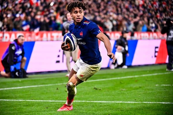 6 Nations 2025 : Théo Attissogbe, alternative durable à Damian Penaud pour le XV de France ?