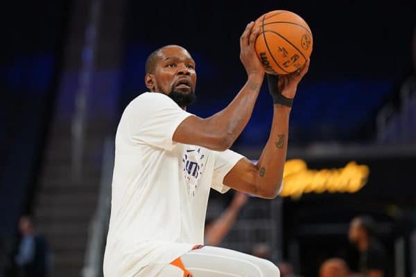 NBA : Kevin Durant intègre le cercle des 30 000