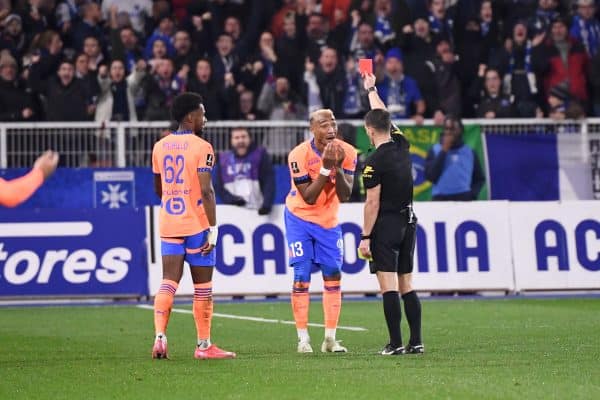 OM : Pourquoi Cornelius méritait son exclusion face à Auxerre