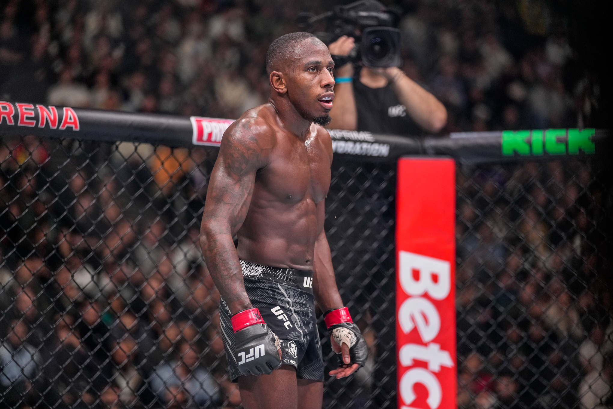 PFL : On connait le 1er adversaire de Taylor Lapilus