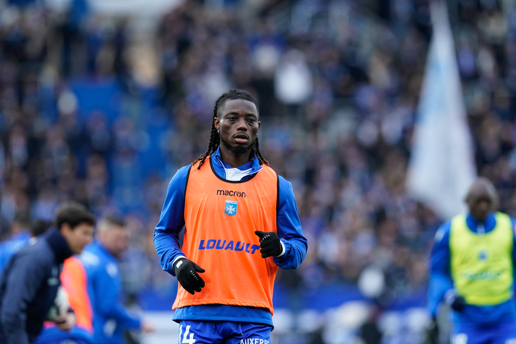 Mercato AJ Auxerre : Gideon Mensah courtisé par un géant du Portugal