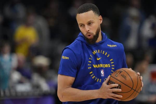 “Je n’ai jamais rien vu de tel”, une légende NBA proclame Stephen Curry meilleur joueur de l’histoire