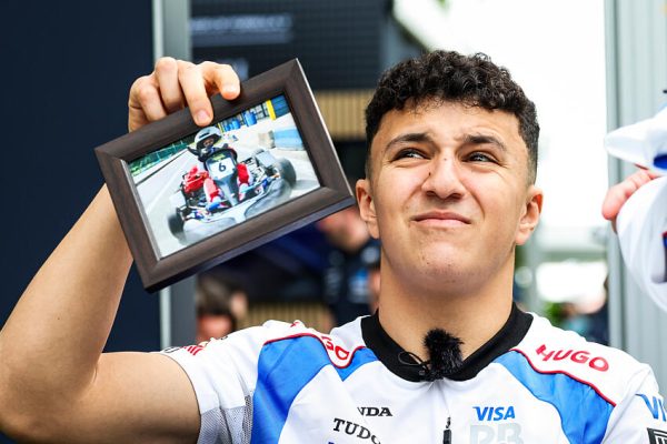 F1 : Helmut Marko bluffé par les débuts d’Isack Hadjar