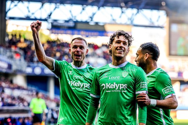 Mercato ASSE : les 3 clubs qui draguent ouvertement Lucas Stassin