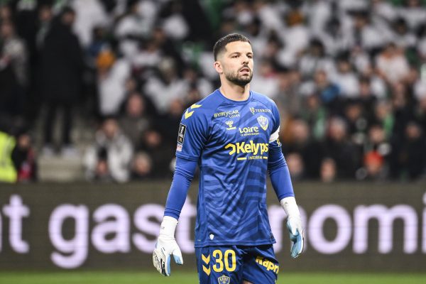 ASSE : Tardieu blessé, Cardona se loupe, la Ligue 2 se rapproche … Ce qu’il faut retenir de la défaite face à Lens