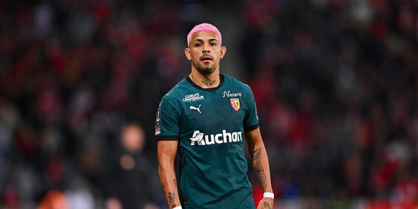 Mercato RC Lens : 5 joueurs pour remplacer Facundo Medina
