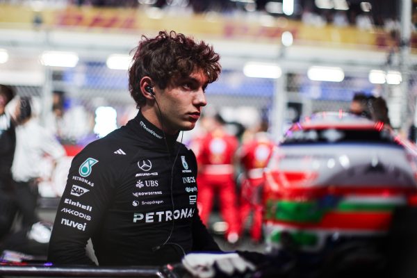 F1 : Ecclestone annonce déjà la fin pour Kimi Antonelli