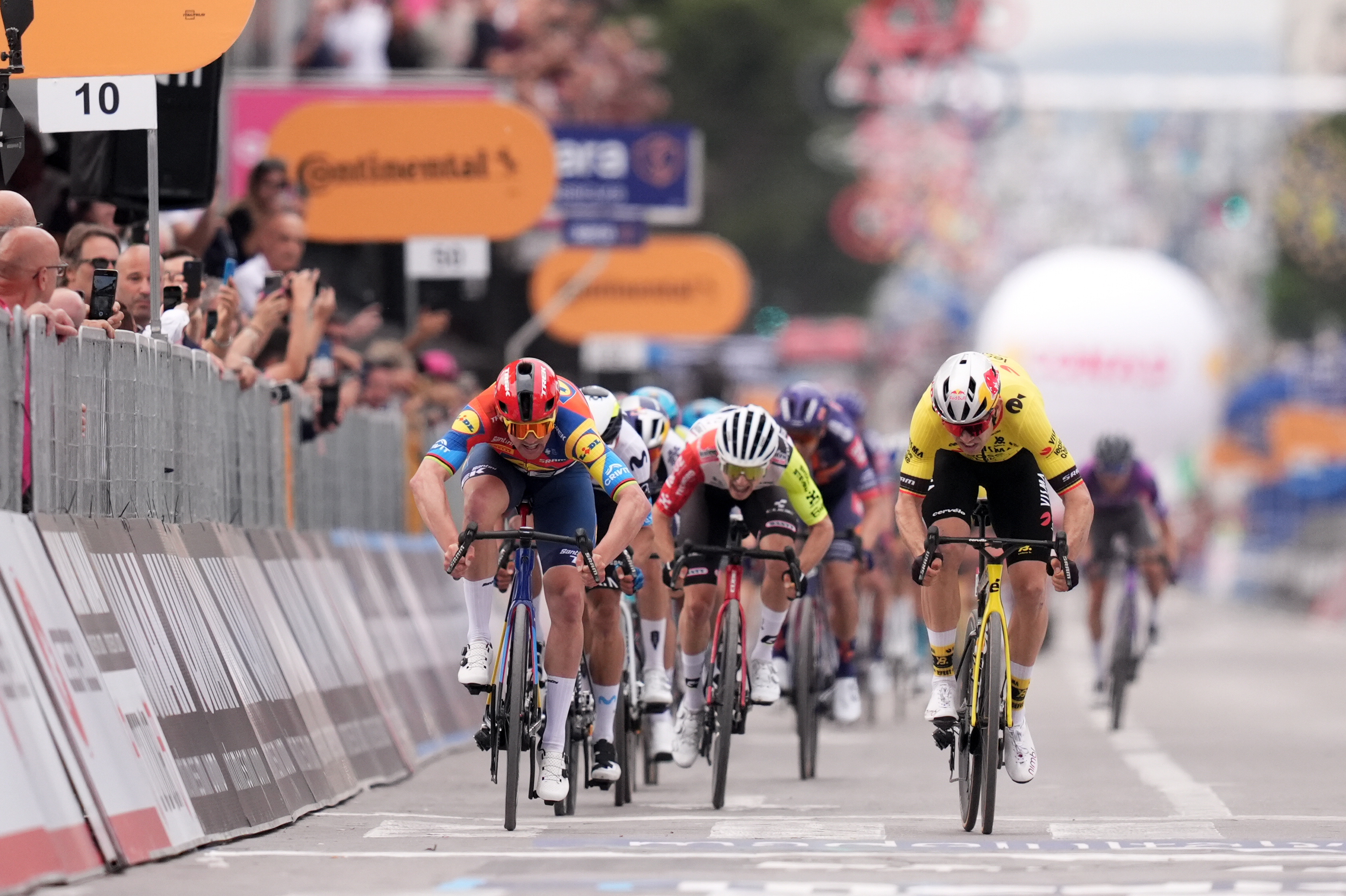 Étape 18 Giro 2025 : parcours détaillé, profil, favoris et horaires