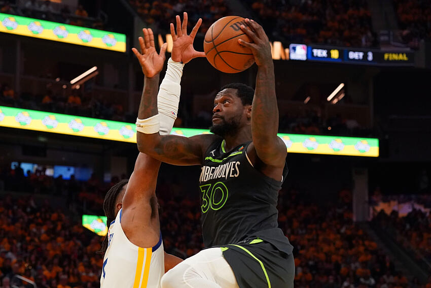 NBA: Playoffs-Minnesota Timberwolves at Golden State Warriors